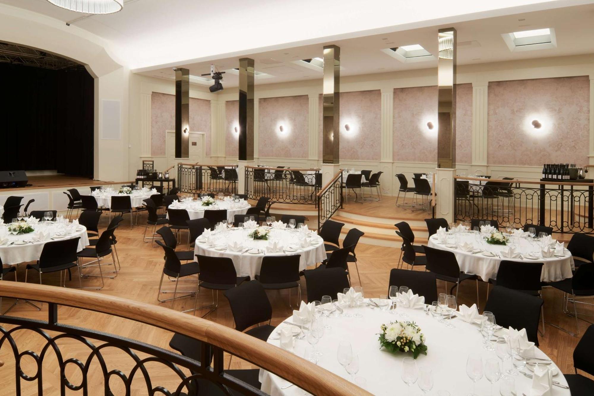 Iceland Parliament Hotel, Curio Collection By Hilton Reikiavik Exterior foto