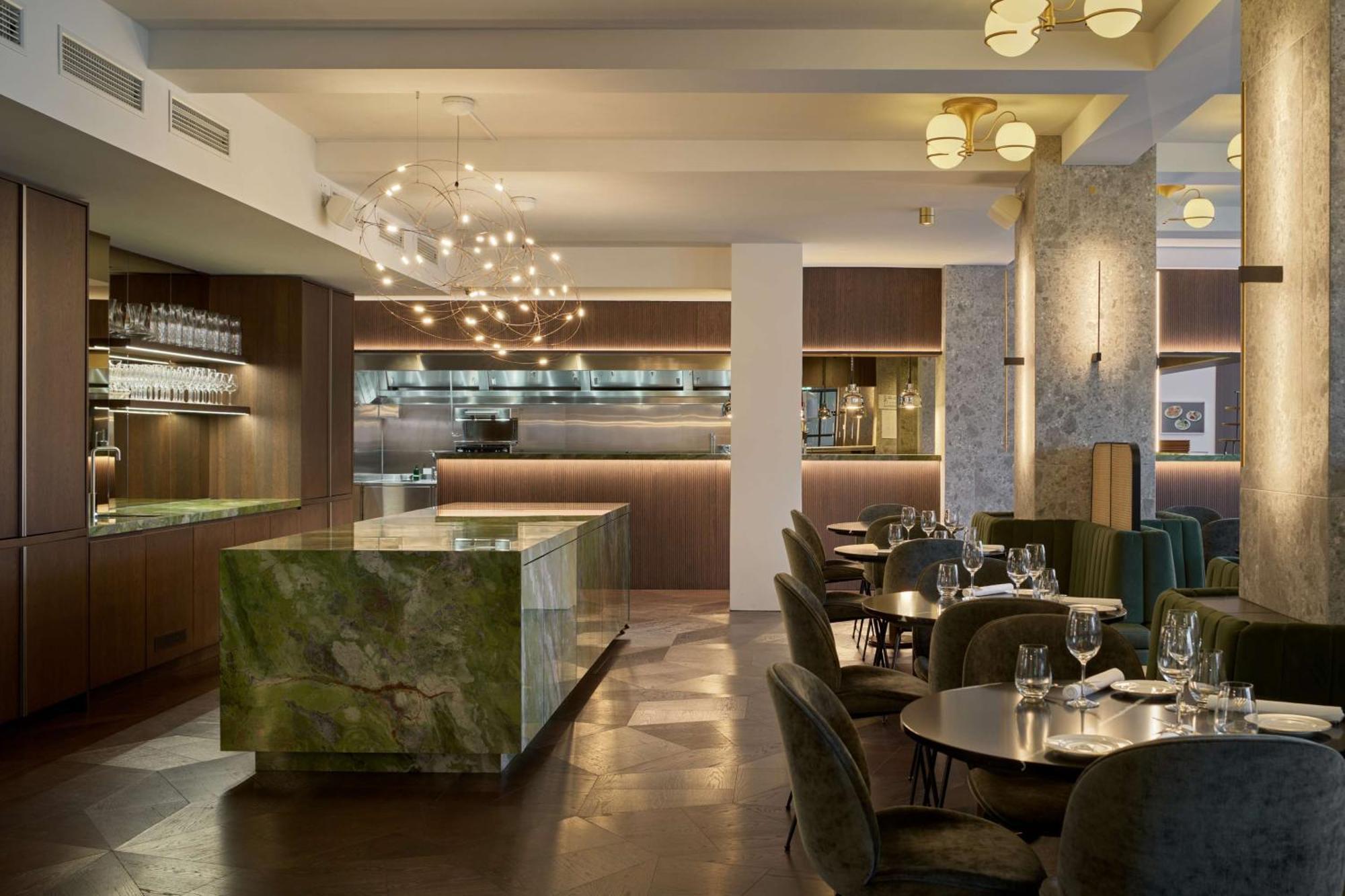Iceland Parliament Hotel, Curio Collection By Hilton Reikiavik Exterior foto