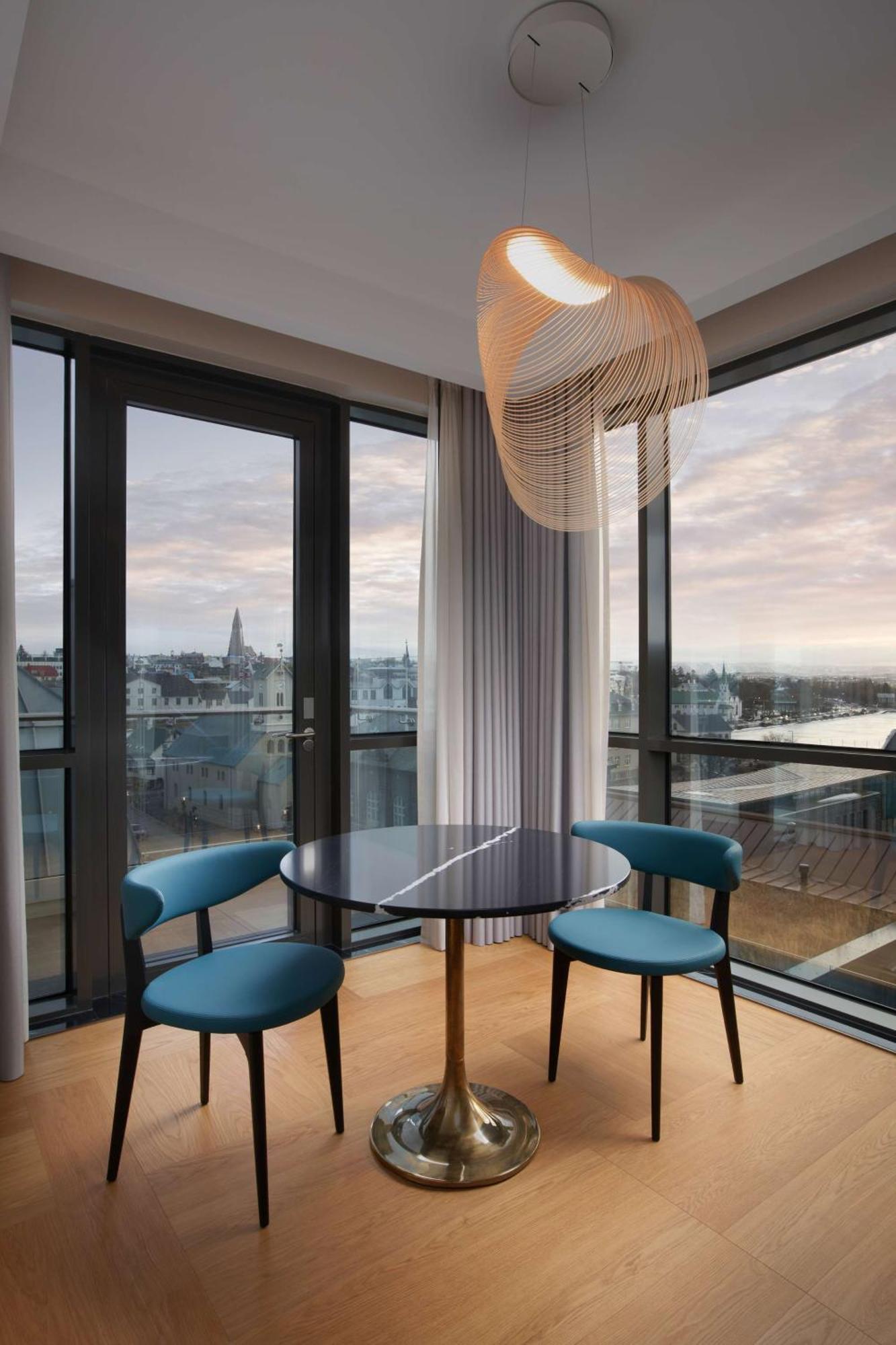 Iceland Parliament Hotel, Curio Collection By Hilton Reikiavik Exterior foto