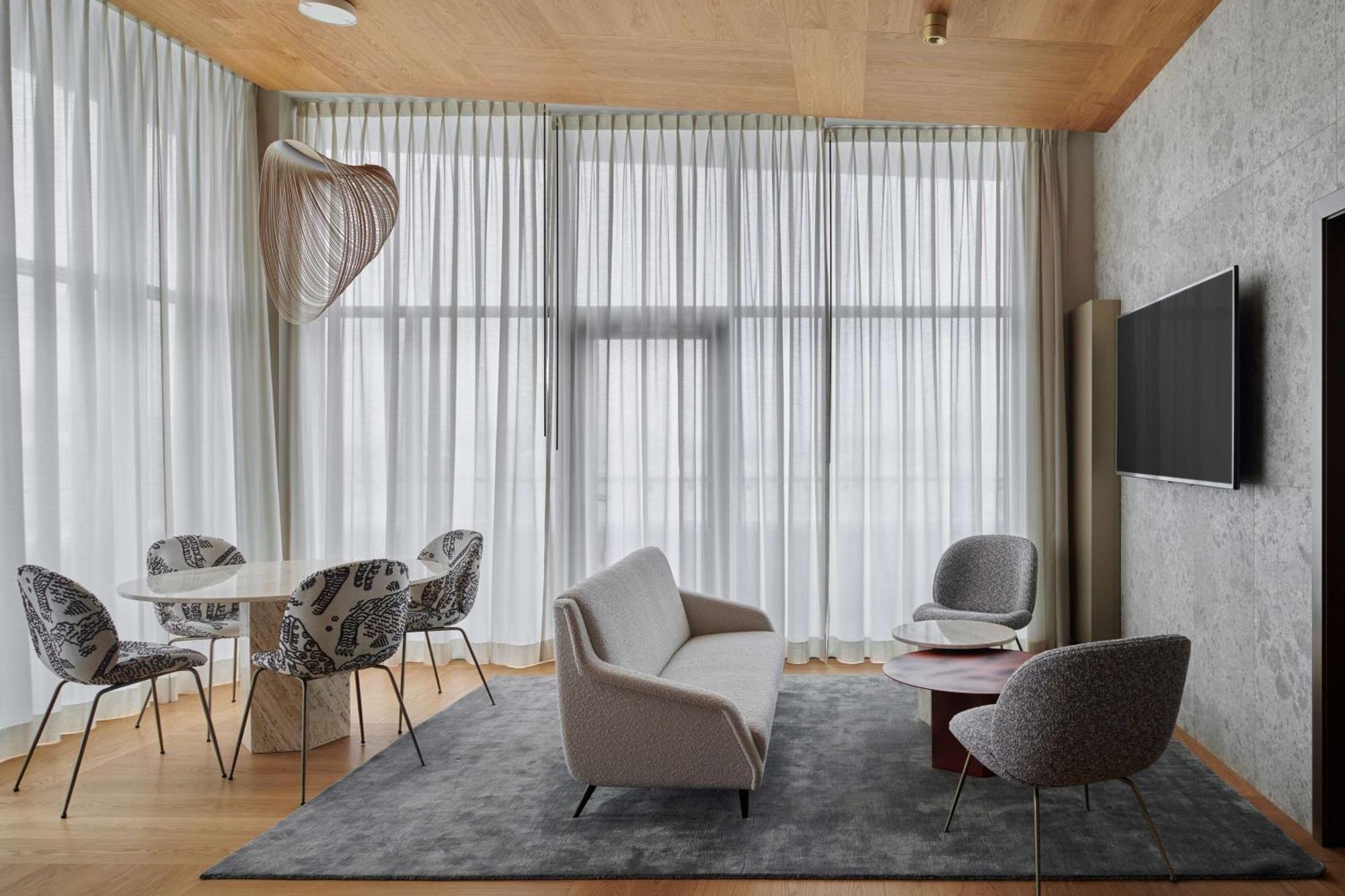 Iceland Parliament Hotel, Curio Collection By Hilton Reikiavik Exterior foto